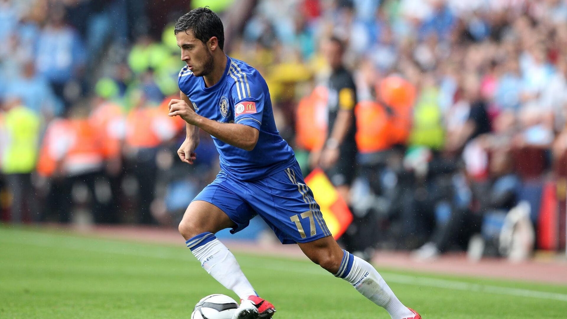 “我们用热情融化寒冷”——塞内加尔球迷雪中齐跳萨布尔舞，塞内加尔运动员